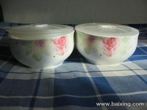 民間收藏 一對(duì)帶蓋陶磁花碗的流轉(zhuǎn)故事